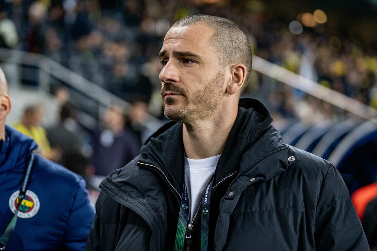 Bonucci: “Il Napoli è la favorita per lo scudetto, ma si vedrà alla fine”