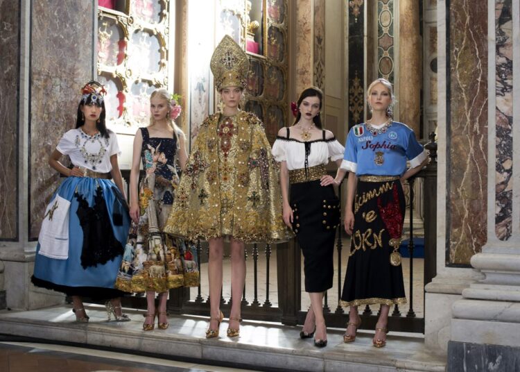 Sfilata di Dolce e Gabbana a Napoli